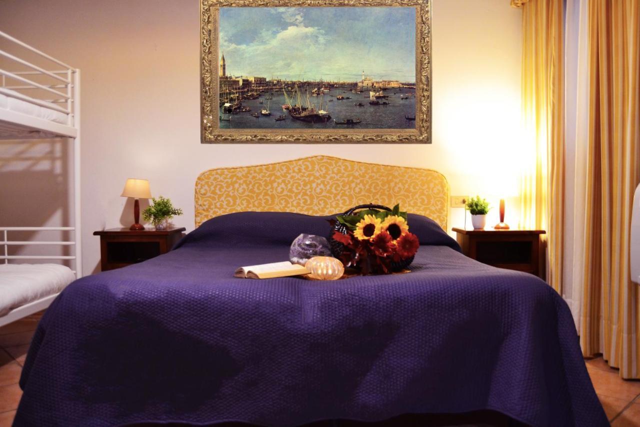 Art Dreams Apartment Teatro Italia Венеция Екстериор снимка